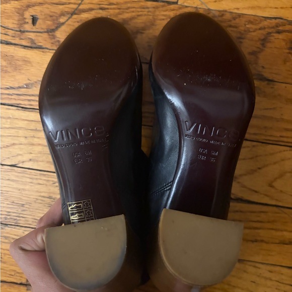 VINCE Italian Leather Fold-Over Booties – Black (Size 6) - Picture 6 of 7